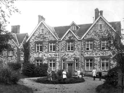 Yarnhams, Froyle, in 1924 