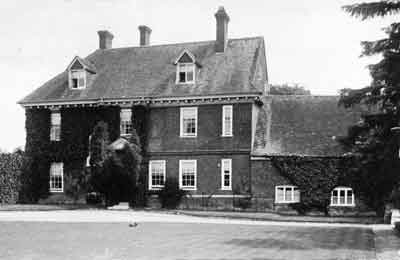 The Manor House (Place Farm), Upper Froyle, in 1906