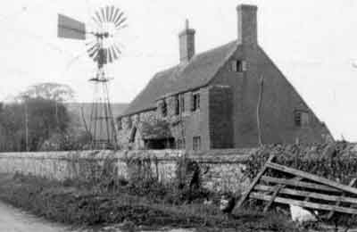 Saintbury Hill Farm, Lower Froyle, in 1950 