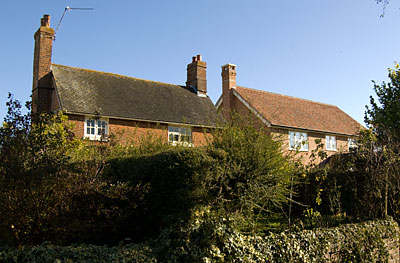 1 Holmwood Cottage 2008