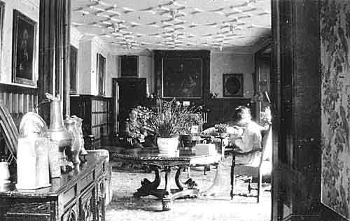 1915