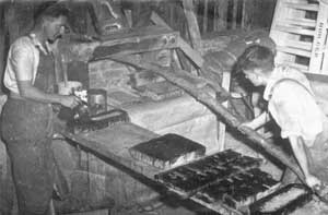 ER Hill printing hop pockets for CH Mann Coldrey 1948 or 1949